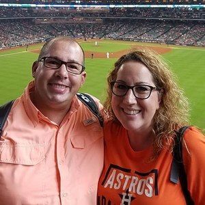 Meet your Posher, Carrie